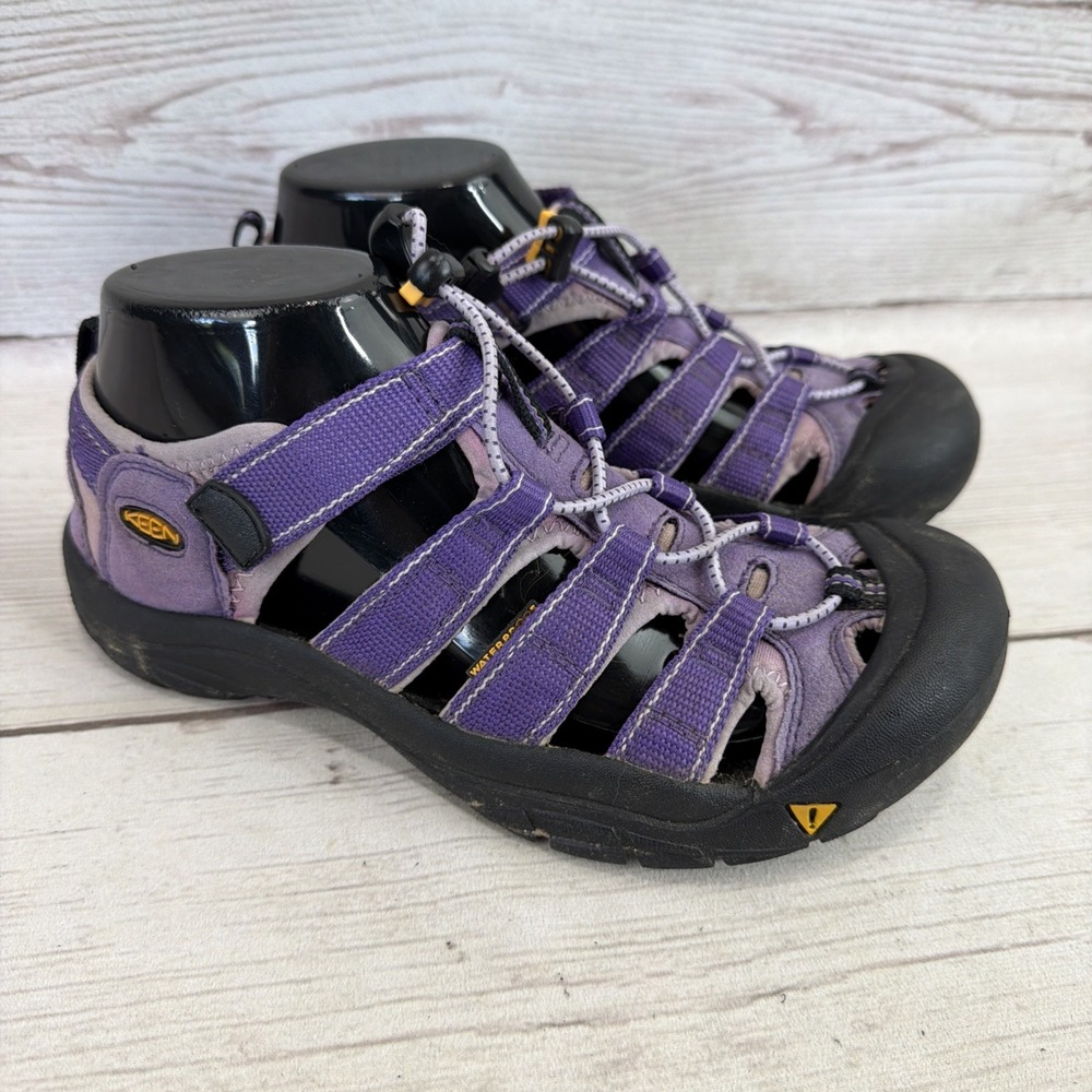 KEEN Newport H2 Sandals Purple/Pink Closed Toe US Size 6 Excellent
